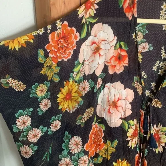 Johnny Was bright floral print short cotton silk coverup kimono - Picture 5 of 8
